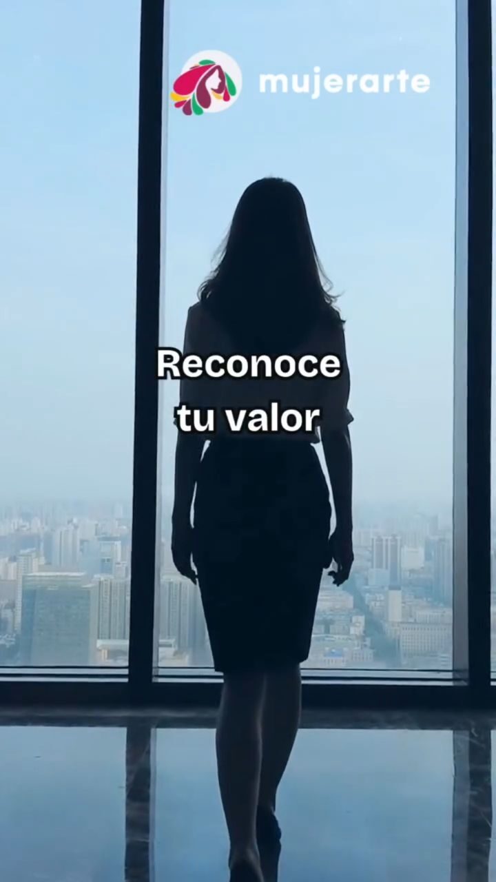 Instagram post from mujerartehoy. This post is in position 2.